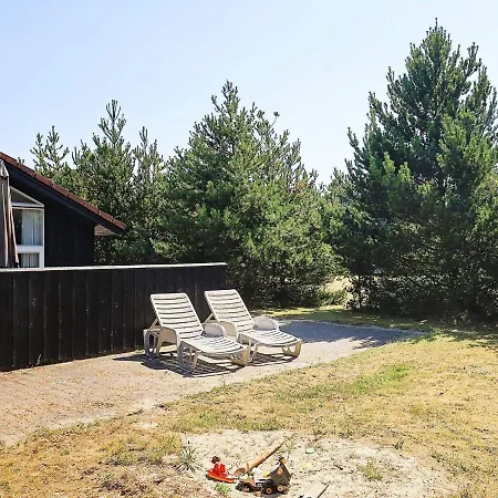 Three-bedroom Holiday In 87 Vakantiehuis Blåvand